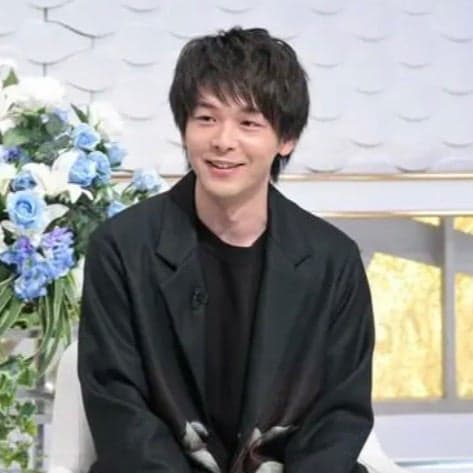 中村倫也の学歴を徹底解説！国士舘高校から日本大学中退までの軌跡とサッカー少年が俳優になるまで
