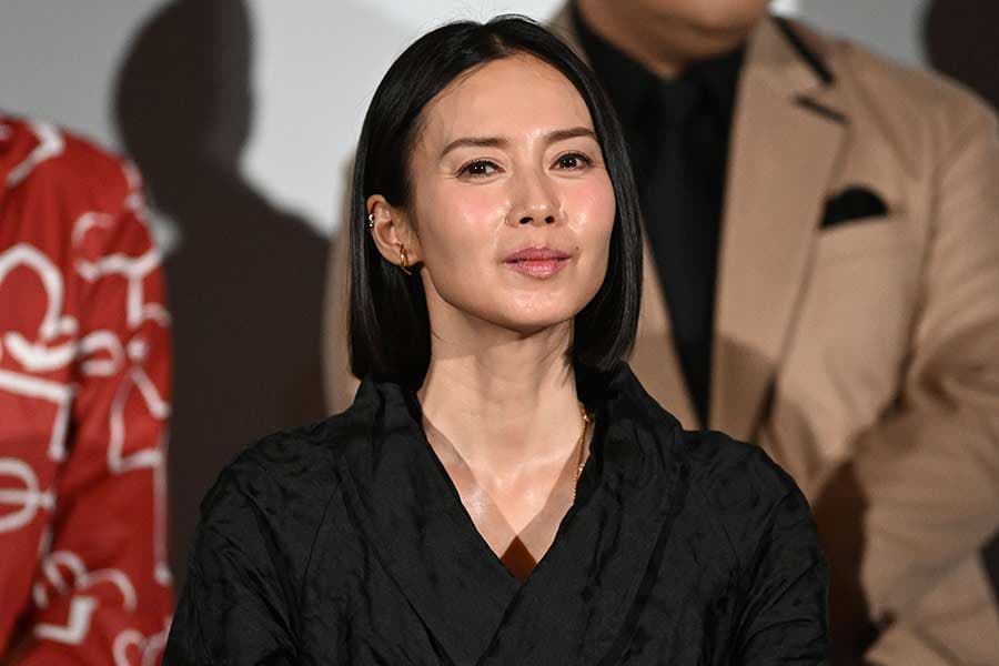 中谷美紀の学歴を徹底解説！専門学校卒から語学堪能な国際女優への軌跡