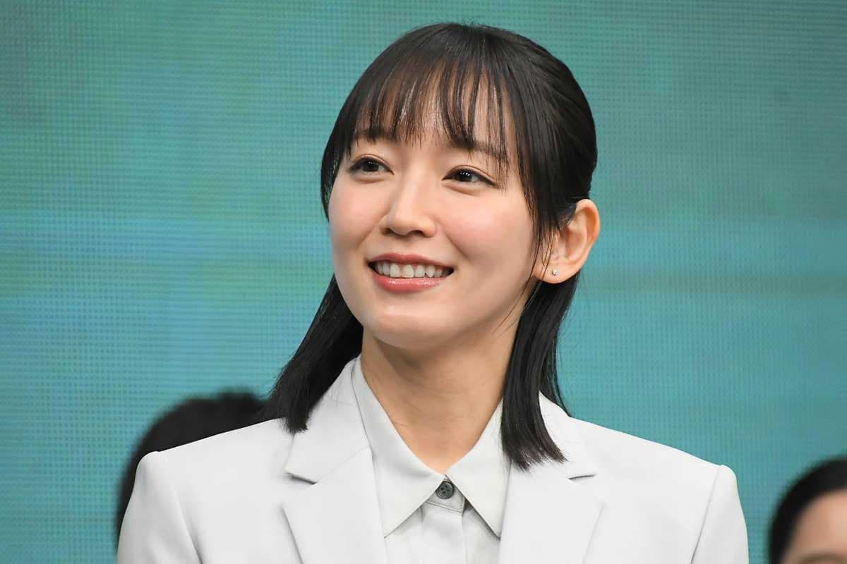 吉岡里帆の学歴を徹底解説｜京都の名門校から女優への道のり