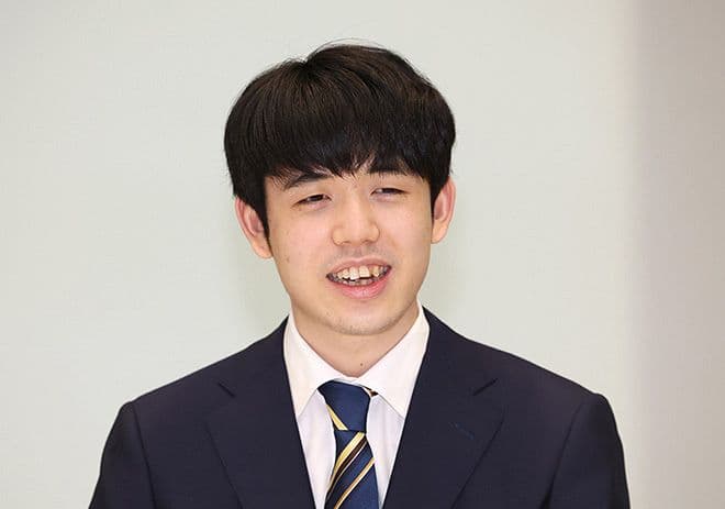 藤井聡太の学歴･出身高校や大学は？中学・小学校の偏差値と驚異の成長軌跡