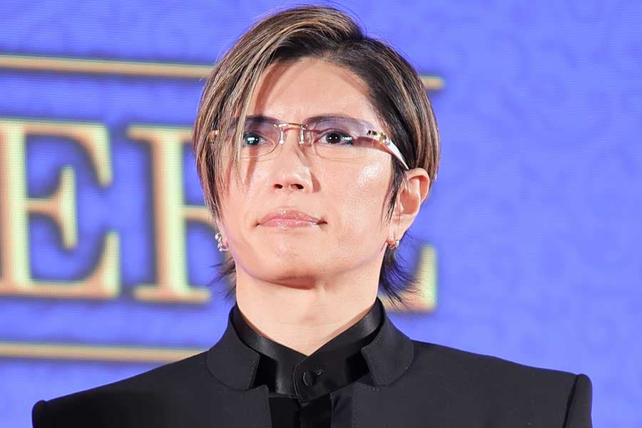 GACKTの学歴を徹底解説!偏差値69の守山高校から京都学園大学へ。ミステリアスな学生時代の真実