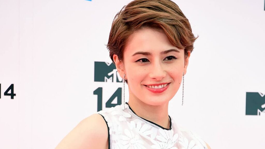 ホラン千秋の高校は偏差値68の都立国際高校:出身大学や中学校の学歴も詳しく解説