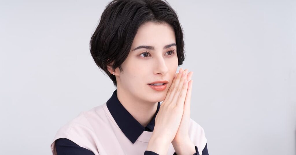 ホラン千秋の高校は偏差値68の都立国際高校:出身大学や中学校の学歴も詳しく解説