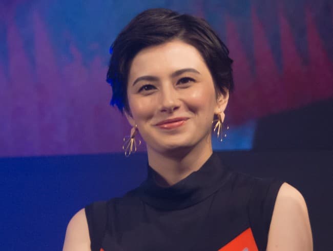 ホラン千秋の高校は偏差値68の都立国際高校:出身大学や中学校の学歴も詳しく解説