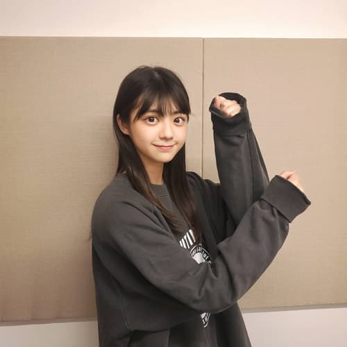 冨里奈央の高校は目黒日本大学？通信制で乃木坂46活動と両立した学生生活