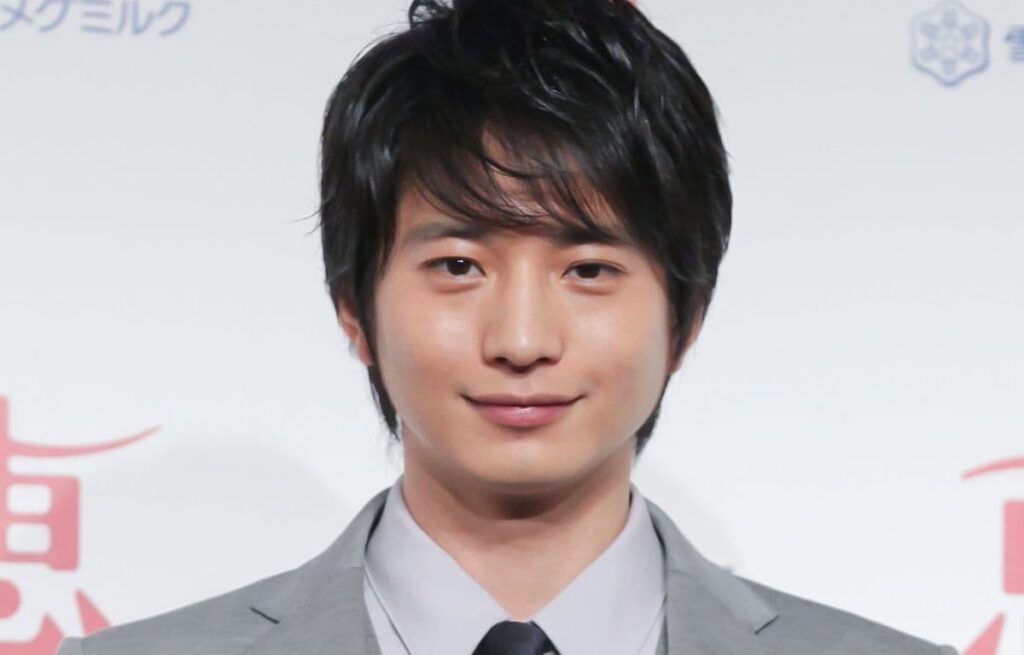 向井理の出身高校は神奈川県立氷取沢高校！偏差値・サッカー部時代から俳優デビューまでの全記録