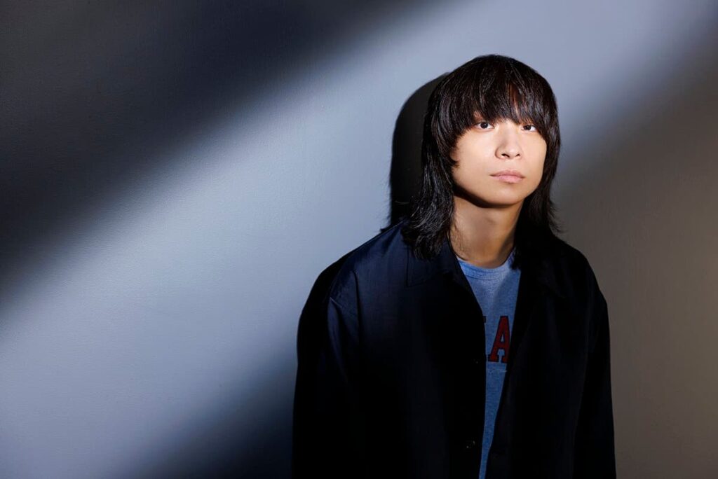 尾崎世界観の学歴を完全解説！岩倉高校出身の経歴と学生時代が音楽活動に与えた影響