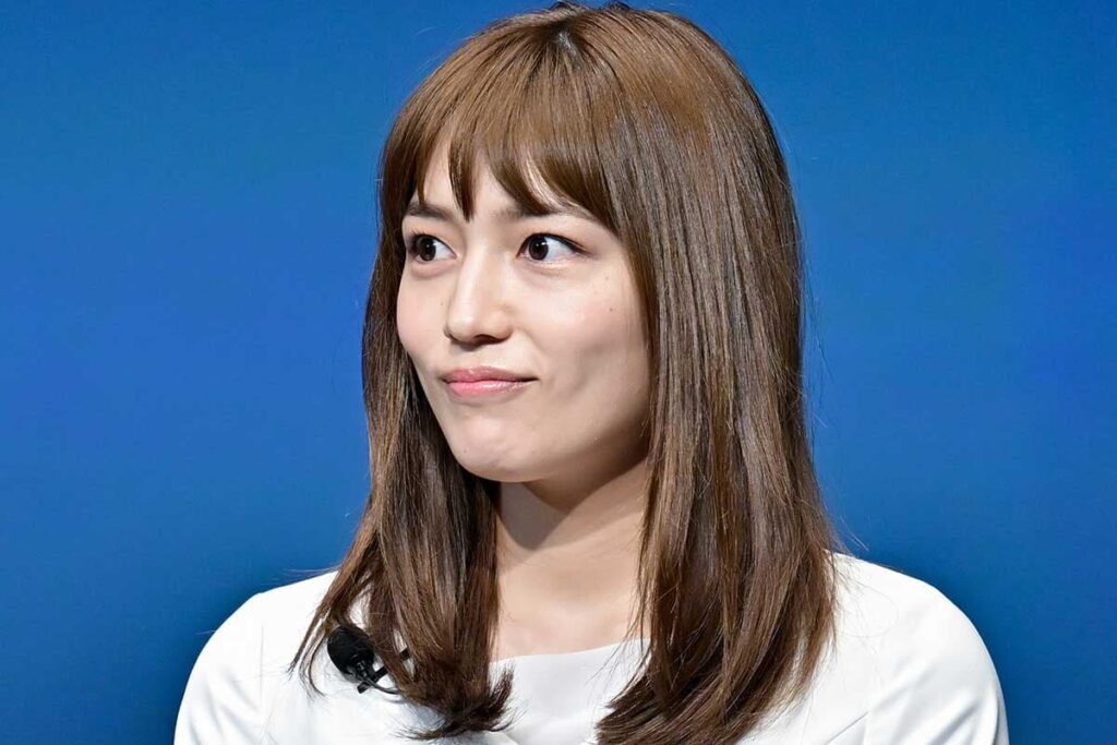 川口春奈は明治大学に進学していない！大学進学を断念した理由と学歴の真相