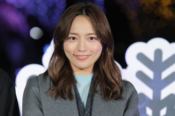 川口春奈は明治大学に進学していない！大学進学を断念した理由と学歴の真相