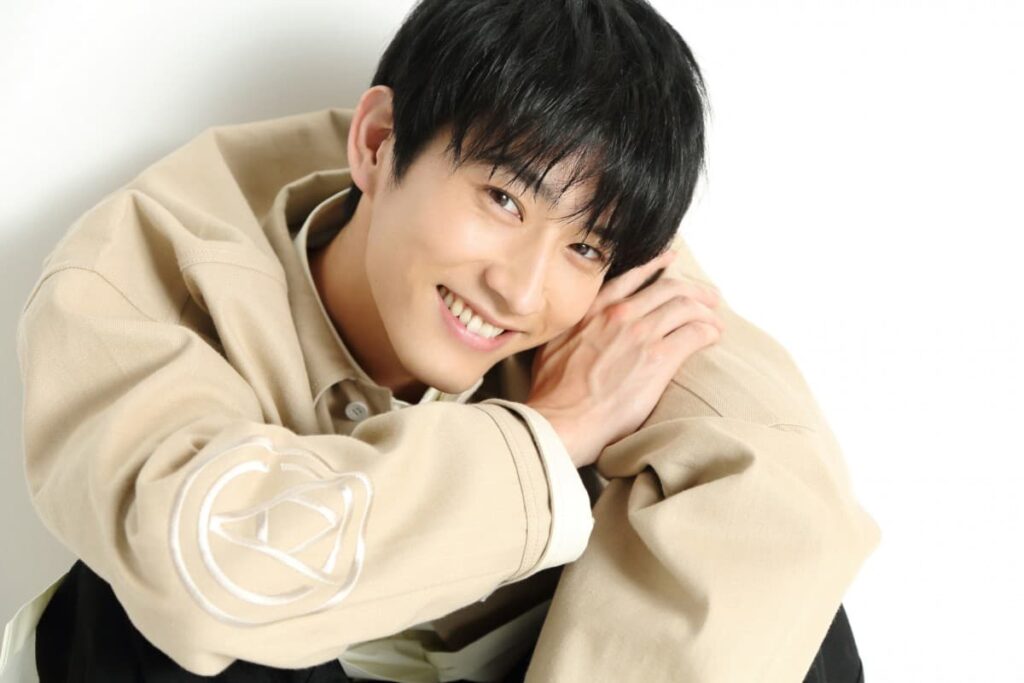 杉野遥亮の高校は偏差値71の千葉県立佐倉高校・出身大学や中退理由も詳しく解説