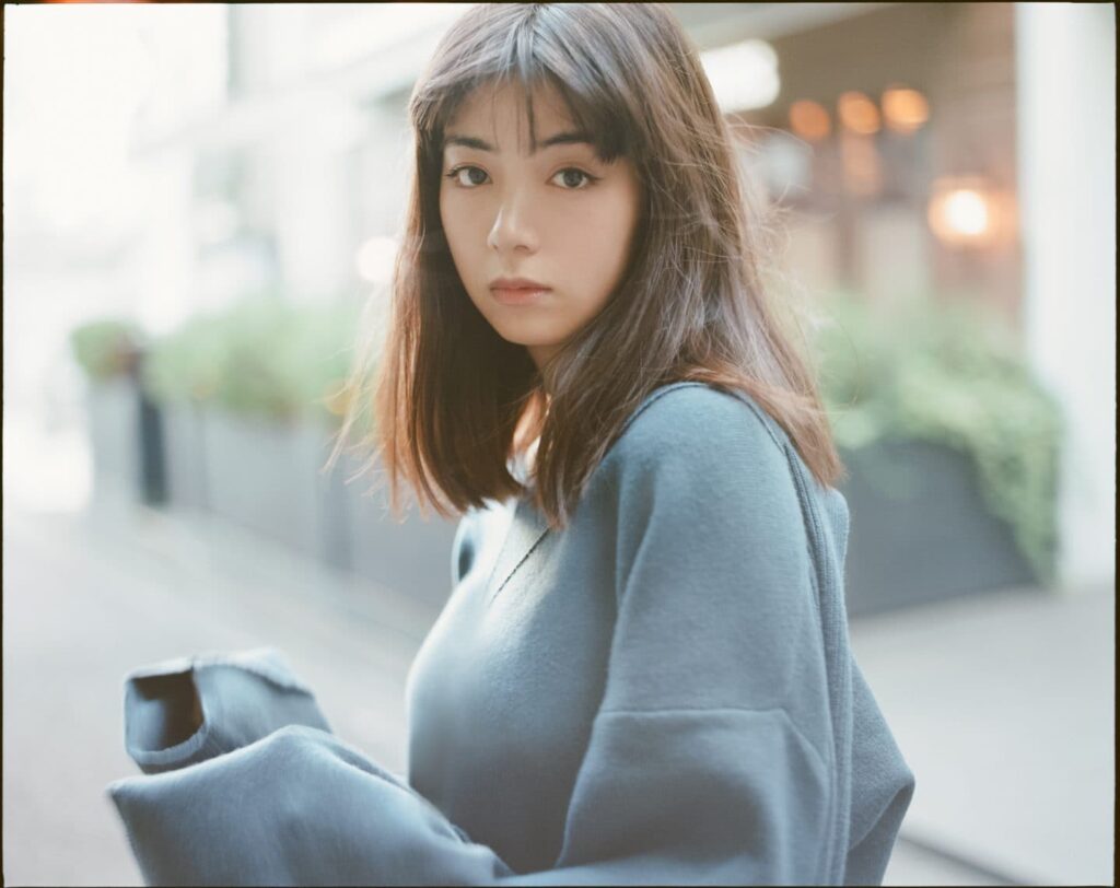 池田エライザの学歴！福岡第一高校から通信制に転校し大学進学せず！ハーフならではの苦労と自撮りの神への道