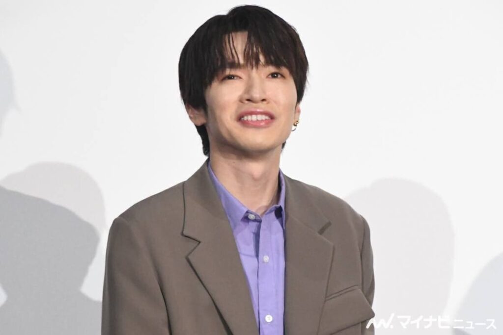 深澤辰哉の出身大学は桜美林大学！中退理由とSnow Man結成の関係を徹底解説