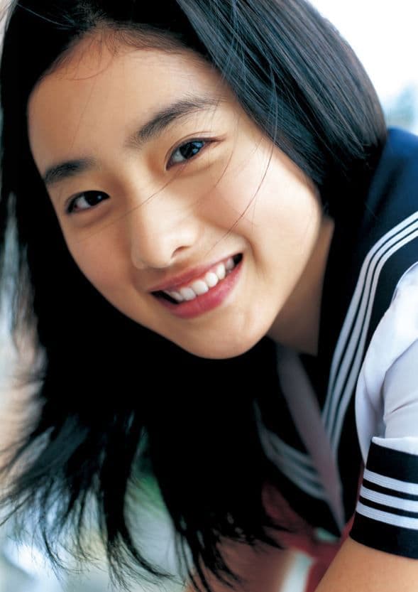 石原さとみの中学時代・創価中学校での失恋・テニス部・英語力の基礎を徹底解説