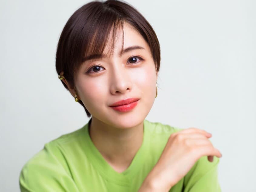 石原さとみの中学時代・創価中学校での失恋・テニス部・英語力の基礎を徹底解説