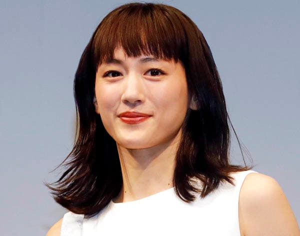 綾瀬はるかの出身高校は祇園北高校から堀越高校へ転校!地元を離れた決断と高校時代の葛藤