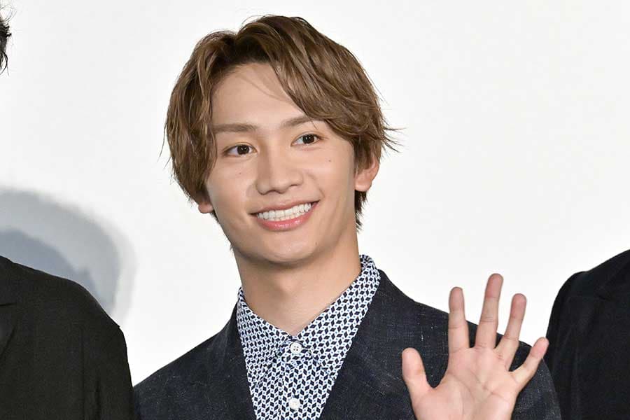 藤原丈一郎の大学！追手門学院大学経営学部を卒業！就活して内定2社も舞台で決意、デビューまで17年9ヶ月の苦労人