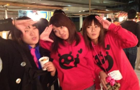 フワちゃんの高校時代を徹底解説！退学の真相から定時制転校まで波乱の学生生活