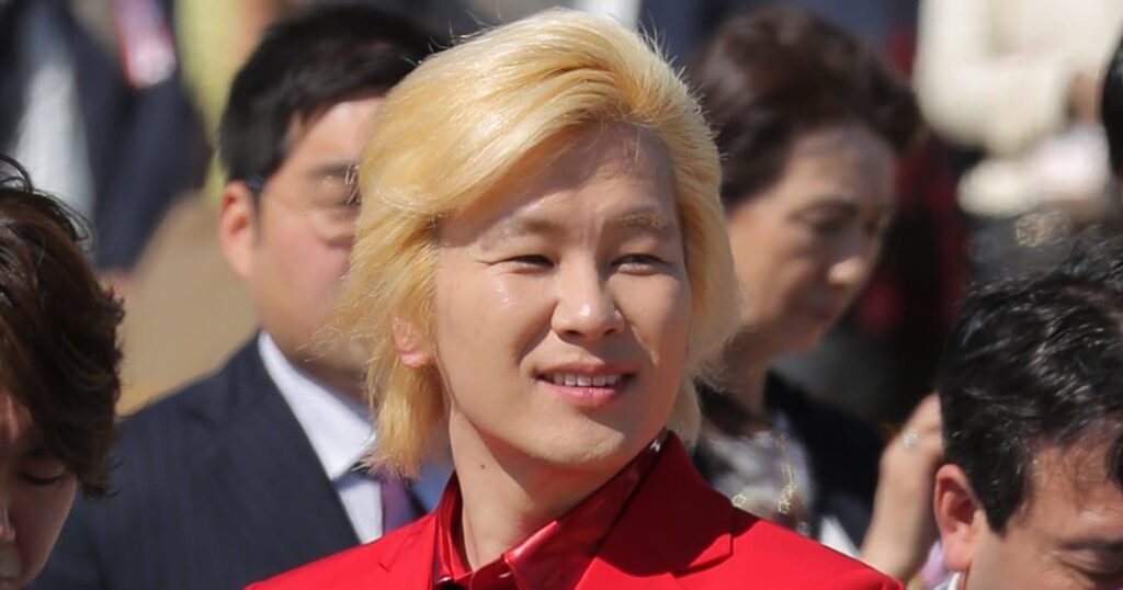 カズレーザーの出身高校は埼玉県立熊谷高校！偏差値65の進学校で培った独自のスタイルと学習法を解説