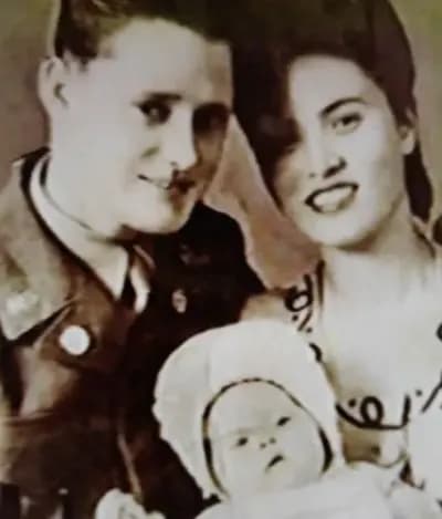 山本リンダの学歴まとめ!出身高校は港高校で中退、大学は?偏差値や学生時代のエピソードも