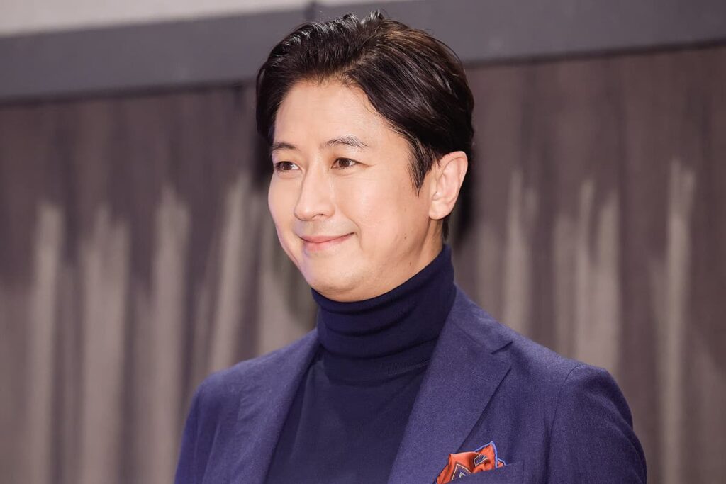 谷原章介の学歴を徹底解説！専門学校中退の理由と独学で身につけた英語力、音楽好きが育んだ才能