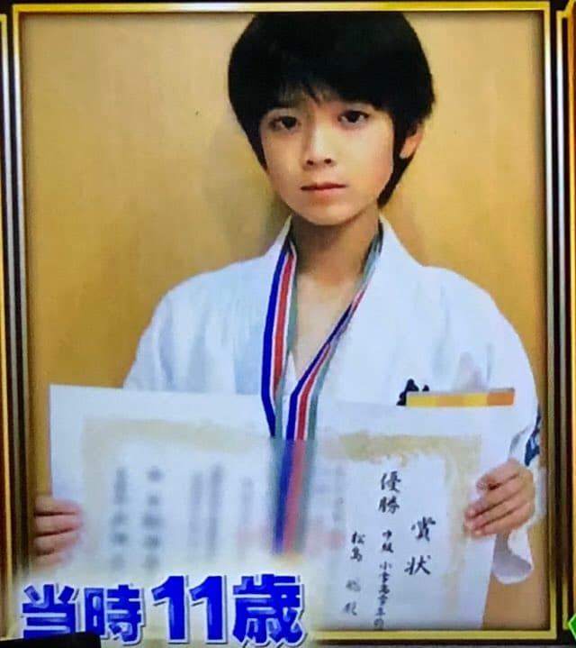 松島聡は大学に進学していない！受験失敗の真相と学歴を詳しく解説