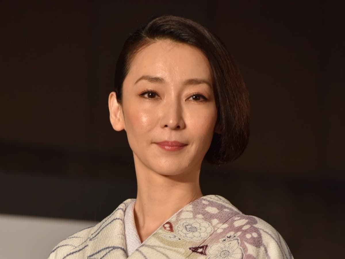 稲森いずみの学歴を詳しく解説！テキサス留学と英語力・出身校の偏差値