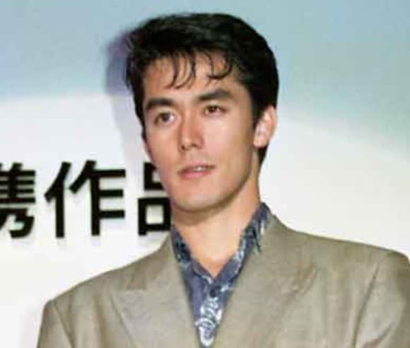 阿部寛の学歴を徹底解説!中央大学理工学部出身の意外な経歴と浪人時代の努力