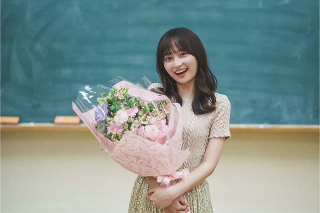 影山優佳は大学に進学していない！東大受験を断念した理由と現在の活動